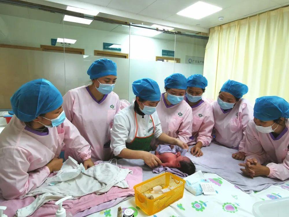 淄博妇婴监护型护送